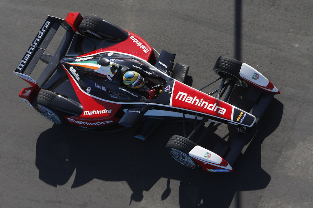 mahindra_senna_top