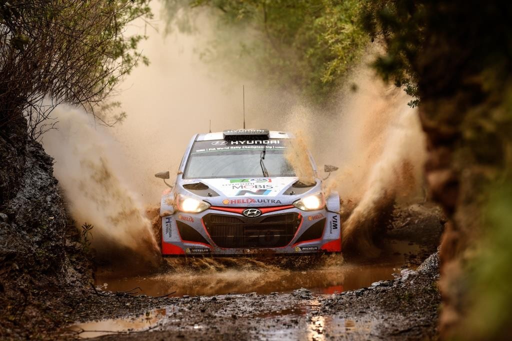 Hyundai waterplash Mexico