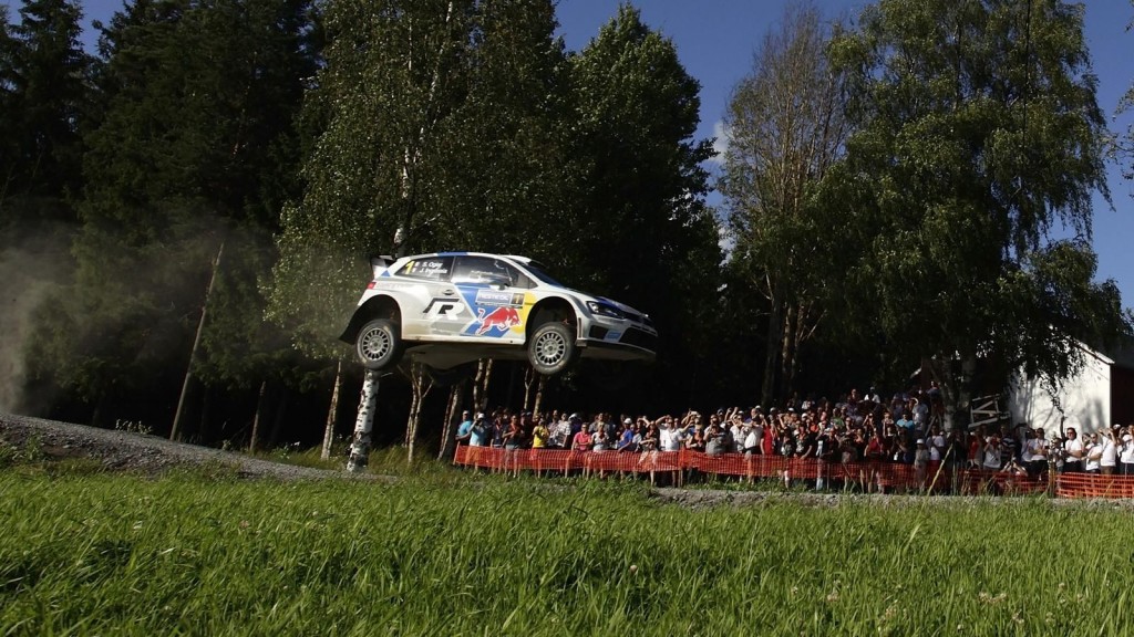 Rally Finland jump