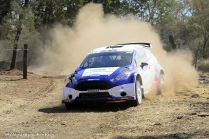 Mark Cronje leading after day One
