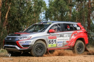 Mitsubishi-Outlander-PHEV-Baja-