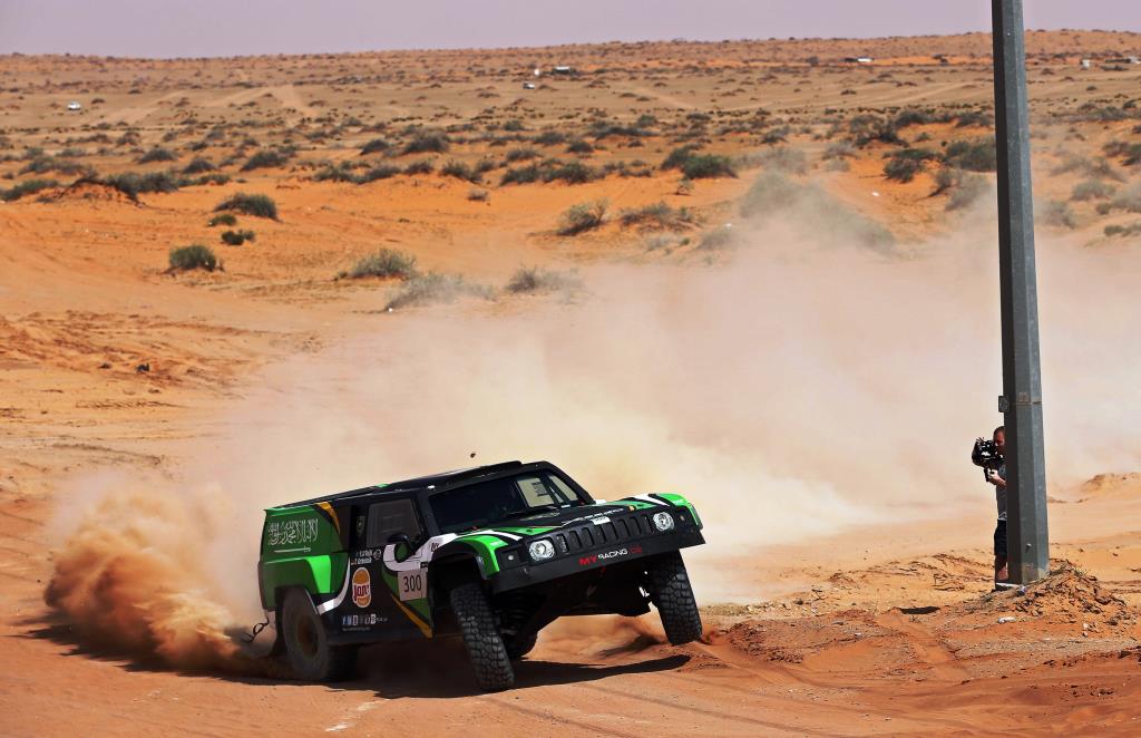 Yazeed Al-Rajhi Ha'il Nissan Rally on Saturday.