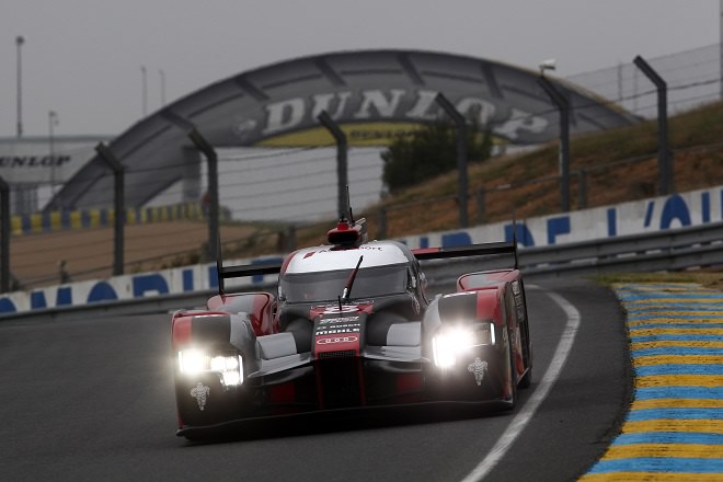 2016 Le Mans 24 Hours Test day, Le Mans, France. 5th June 2016. Lucas di Grassi / Loic Duval / Oliver Jarvis - Audi Sport Team Joest Audi R18. World Copyright: Ebrey / LAT Photographic.