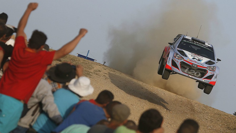 ThierryNeuville-Italy-