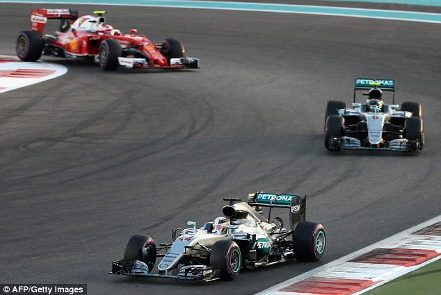 rosberg-and-hamilton-abu-dhabi