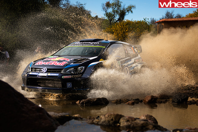 volkswagen-polo-r-driving-through-water